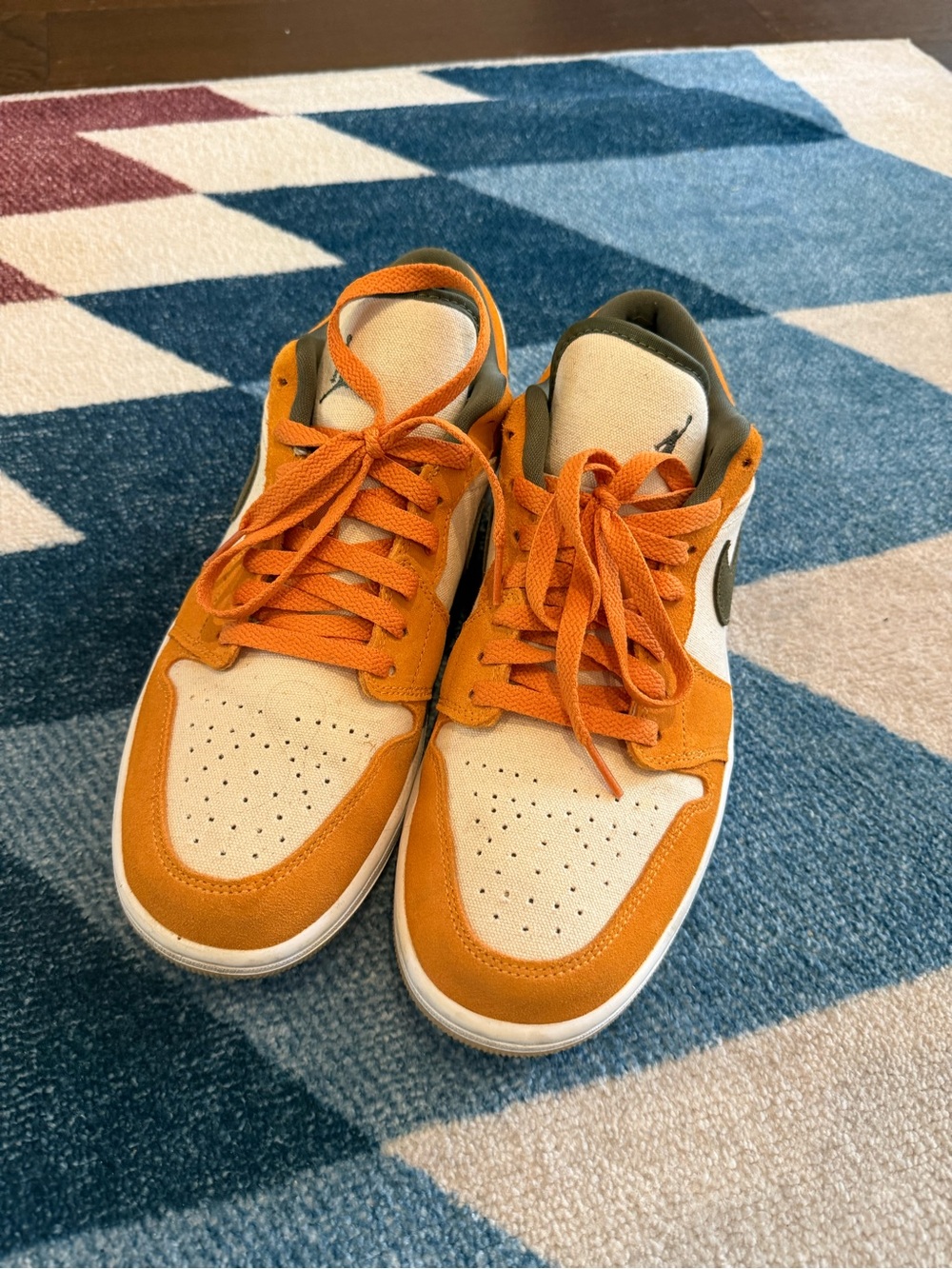 Air Jordan 1 Low SE Light Curry DH6931-102 Men’s Size 10